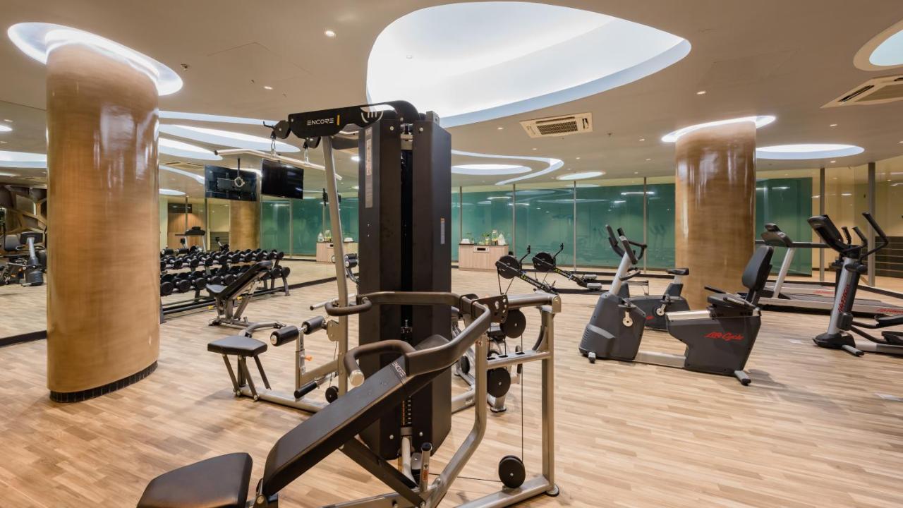 Oceanfront Beach Resort - Sha Extra Plus Patong Bagian luar foto The gym at the hotel